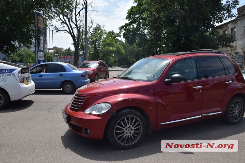 Ð ÑÐµÐ½ÑÑÐµ ÐÐ¸ÐºÐ¾Ð»Ð°ÐµÐ²Ð° Mitsubishi, Ð¾Ñ ÑÐ´Ð°ÑÐ° Chrysler, Ð²ÑÐ»ÐµÑÐµÐ» Ð½Ð° Ð±Ð¾ÑÐ´ÑÑ Ð¸ Ð·Ð°Ð´ÑÐ¼Ð¸Ð»ÑÑ 