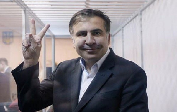 Суд разрешил Саакашвили участвовать в выборах