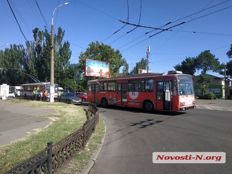 Ð ÑÐµÐ½ÑÑÐµ ÐÐ¸ÐºÐ¾Ð»Ð°ÐµÐ²Ð° ÑÑÐ¾Ð»ÐºÐ½ÑÐ»Ð¸ÑÑ ÑÑÐ¾Ð»Ð»ÐµÐ¹Ð±ÑÑ Ð¸ Â«ÐÐµÑÂ» â Ð½Ð° Ð¿ÑÐ¾ÑÐ¿ÐµÐºÑÐµ Ð¿ÑÐ¾Ð±ÐºÐ°