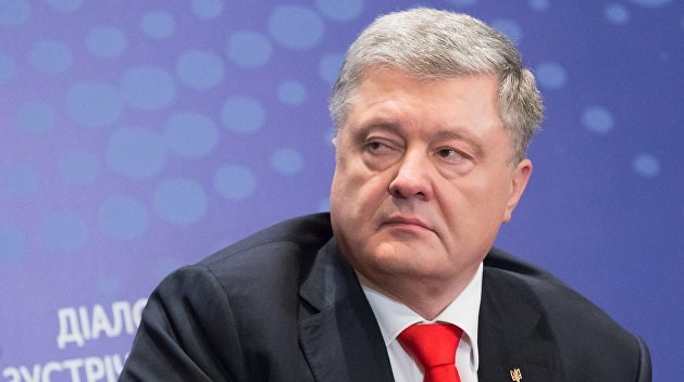 Порошенко считает, что отменять военный парад на День Независимости недальновидно