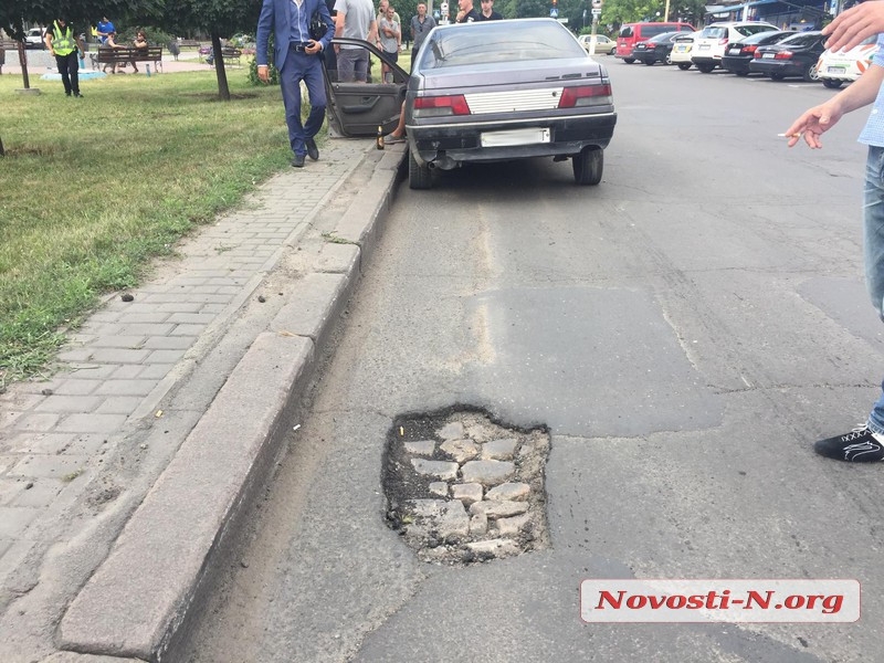 Ð ÑÐµÐ½ÑÑÐµ ÐÐ¸ÐºÐ¾Ð»Ð°ÐµÐ²Ð° Ð¸Ð·-Ð·Ð° ÑÐ¼Ñ Ð½Ð° Ð´Ð¾ÑÐ¾Ð³Ðµ ÑÑÐ¾Ð»ÐºÐ½ÑÐ»Ð¸ÑÑ Ð´Ð²Ð° Ð°Ð²ÑÐ¾Ð¼Ð¾Ð±Ð¸Ð»Ñ