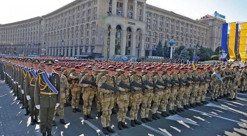 Украина отметит День независимости возложением цветов, но без военного парада - указ