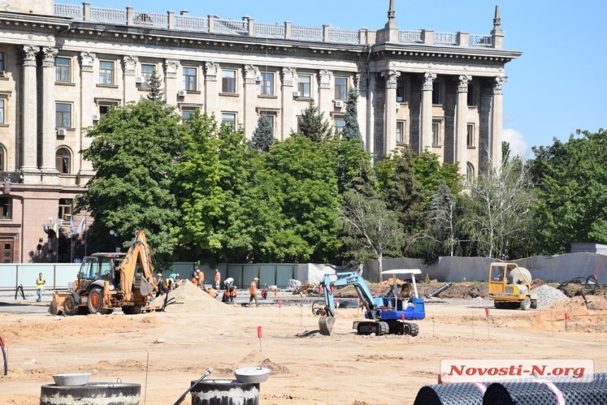 Срок действия договора по реконструкции Соборной площади продлили до конца 2020 года