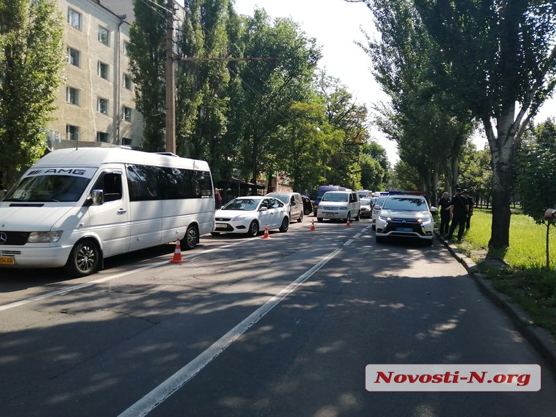 Ð ÑÐµÐ½ÑÑÐµ ÐÐ¸ÐºÐ¾Ð»Ð°ÐµÐ²Ð° Ð´ÐµÐ²ÑÑÐºÐ° Ð½Ð° Â«ÐÐÐÂ» Ð²ÑÐµÐ·Ð°Ð»Ð°ÑÑ Ð² Ð¿Ð°ÑÑÑÐ»ÑÐ½ÑÐ¹ Â«ÐÑÐ¸ÑÑÂ» Ð¸ Ð°Ð²ÑÐ¾Ð¼Ð¾Ð±Ð¸Ð»Ñ Â«ÐÐ¸Ð°Â»