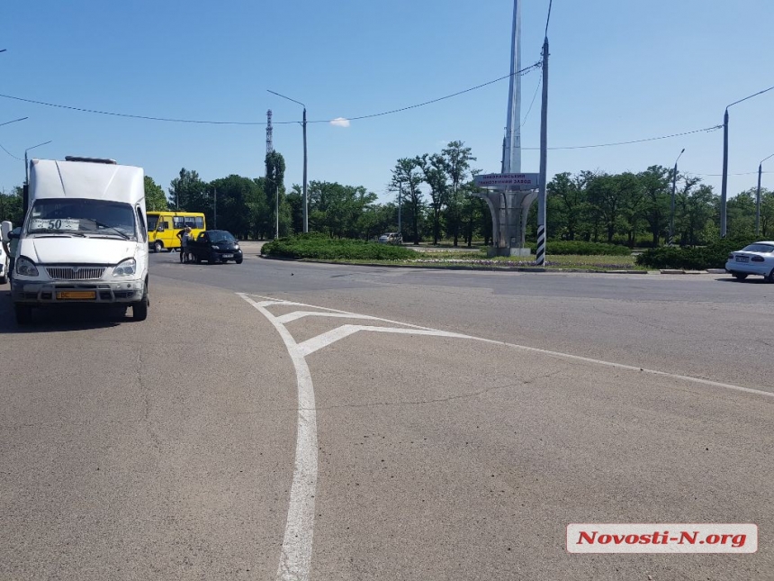 Ð ÐÐ¸ÐºÐ¾Ð»Ð°ÐµÐ²Ðµ ÑÑÐ¾Ð»ÐºÐ½ÑÐ»Ð¸ÑÑ Ð¼Ð°ÑÑÑÑÑÐºÐ° Ð¸ Â«Ð¡Ð¼Ð°ÑÑÂ»