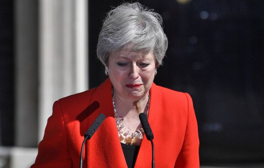 Тереза Мэй ушла в отставку с поста премьер-министра Великобритании