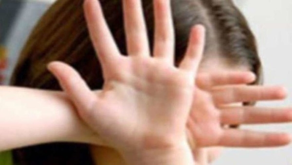 Уголовник в день освобождения изнасиловал восьмилетнюю падчерицу