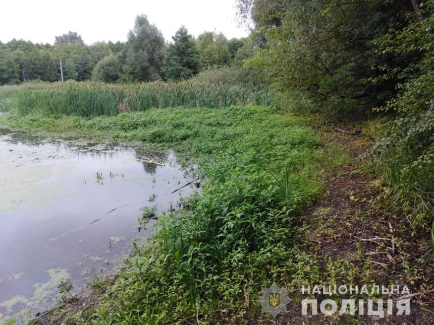 В Сумской области спасли мужчину, который на двое суток застрял в болоте