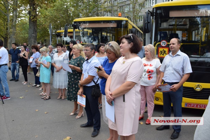 Ð ÐÐ¸ÐºÐ¾Ð»Ð°ÐµÐ²Ðµ Ðº Ð½Ð°ÑÐ°Ð»Ñ ÑÑÐµÐ±Ð½Ð¾Ð³Ð¾ Ð³Ð¾Ð´Ð° Ð¾Ð±Ð»Ð°ÑÑÐ¸ Ð¿ÐµÑÐµÐ´Ð°Ð»Ð¸ 24 ÑÐºÐ¾Ð»ÑÐ½ÑÑ Ð°Ð²ÑÐ¾Ð±ÑÑÐ°