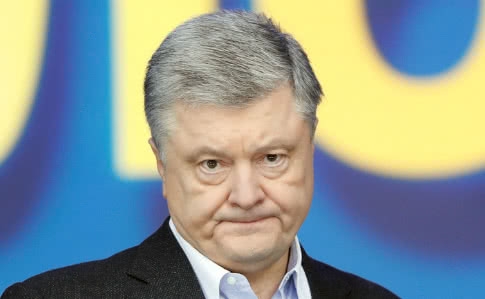 Порошенко нельзя привести на допрос принудительно, ему отправят повторную повестку