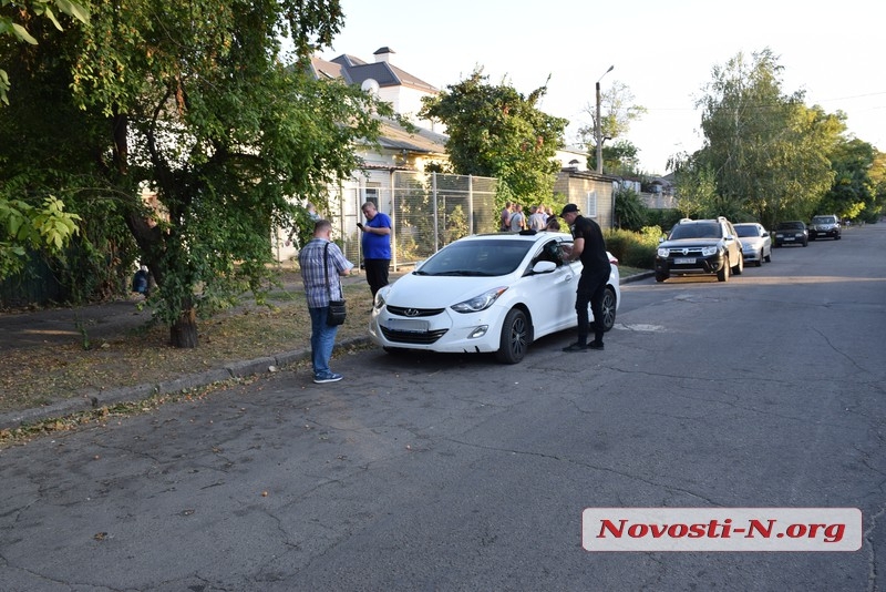 Ð ÑÐµÐ½ÑÑÐµ ÐÐ¸ÐºÐ¾Ð»Ð°ÐµÐ²Ð° Ð¸Ð· Ð¼Ð°ÑÐ¸Ð½Ñ ÑÐµÑÑÐ¾Ð½ÑÐºÐ¾Ð³Ð¾ ÐºÐ¾Ð¼Ð¼ÐµÑÑÐ°Ð½ÑÐ° Ð¿Ð¾ÑÐ¸ÑÐ¸Ð»Ð¸ Ð¾ÐºÐ¾Ð»Ð¾ Ð¼Ð¸Ð»Ð»Ð¸Ð¾Ð½Ð° Ð³ÑÐ¸Ð²ÐµÐ½