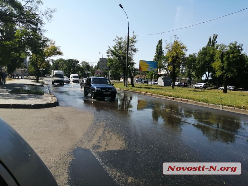 Ð ÑÐµÐ½ÑÑÐµ ÐÐ¸ÐºÐ¾Ð»Ð°ÐµÐ²Ð° Ð¼Ð°ÑÑÑÐ°Ð±Ð½ÑÐ¹ Ð¿Ð¾ÑÐ¾Ð¿ â Ð¿Ð¾ ÑÐ»Ð¸ÑÐ°Ð¼ ÑÐµÑÐµÑ Ð²Ð¾Ð´Ð¾Ð¿ÑÐ¾Ð²Ð¾Ð´Ð½Ð°Ñ Ð²Ð¾Ð´Ð°