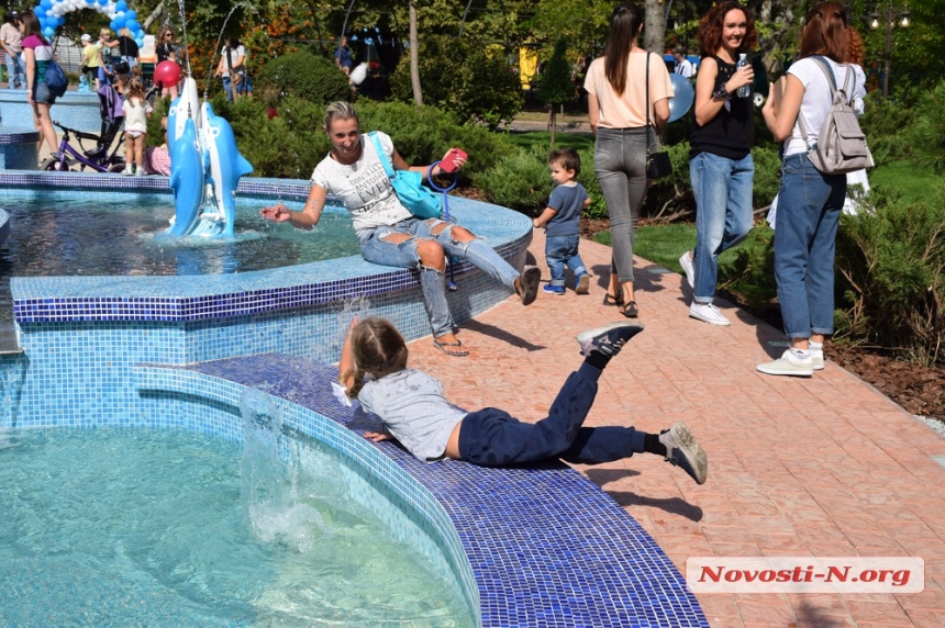 В детском городке «Сказка» в Николаеве открыли новый каскадный фонтан