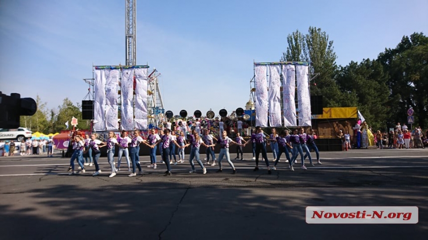 В Николаеве началось торжественное открытие празднования Дня города. ОБНОВЛЯЕТСЯ