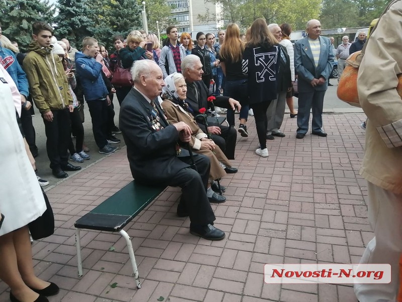 Ð ÐÐ¸ÐºÐ¾Ð»Ð°ÐµÐ²Ðµ ÐºÐ¾ Ð´Ð½Ñ Ð¿Ð°ÑÑÐ¸Ð·Ð°Ð½ÑÐºÐ¾Ð¹ ÑÐ»Ð°Ð²Ñ Ð²Ð¾Ð·Ð»Ð¾Ð¶Ð¸Ð»Ð¸ ÑÐ²ÐµÑÑ Ðº Ð¿Ð°Ð¼ÑÑÐ½Ð¸ÐºÑ ÐÑÐ³Ð¸Ð½Ñ