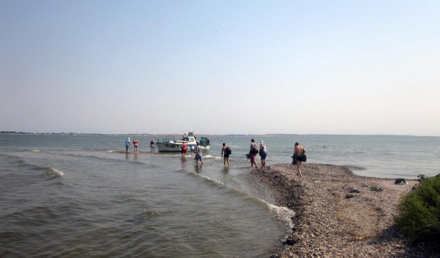 Бригады рыболовецких артелей Николаевской области расчищали Днепро-Бугский лиман