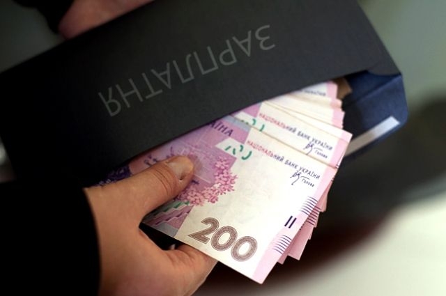 В Пенсионном фонде назвали среднюю «белую» зарплату в Украине