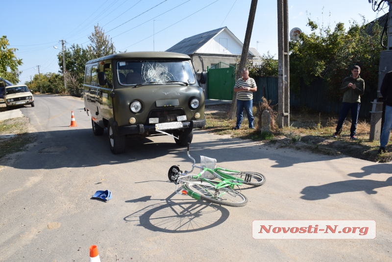 В Терновке велосипедист лоб в лоб столкнулся с автомобилем «облэнерго»