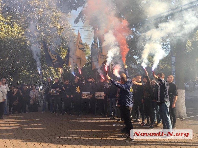 «Это бомба замедленного действия»: в Николаеве митингуют против «формулы Штайнмайера»