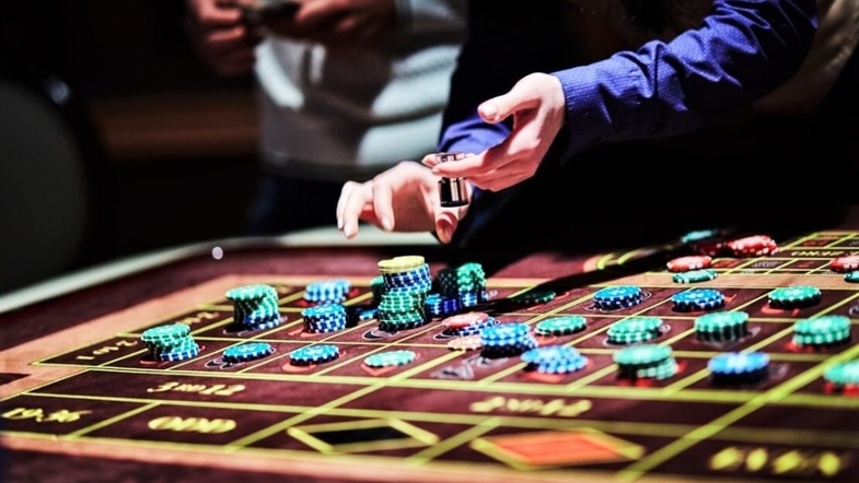 Кабмин внес в Раду законопроект о легализации казино