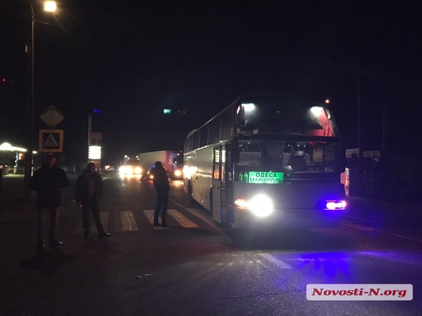 Водителя автобуса, сбившего под Николаевом насмерть пешехода на «зебре», суд отпустил
