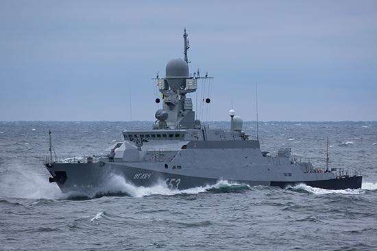 Ракетные корабли ВМС России вошли в Азовское море