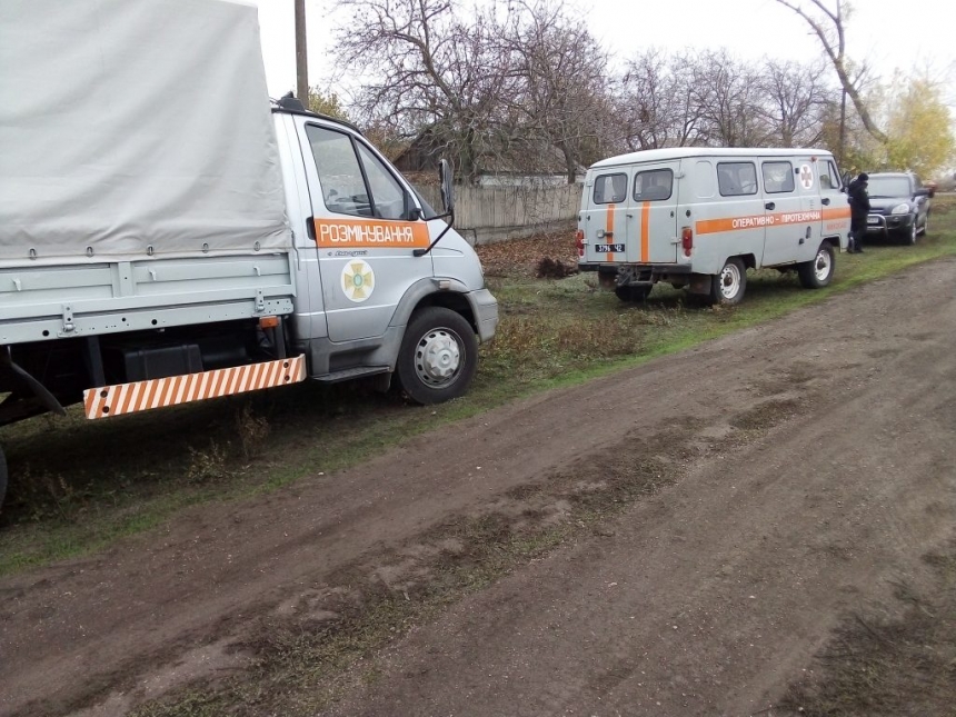 На Николаевщине житель обнаружил 9 артснарядов на своем огороде