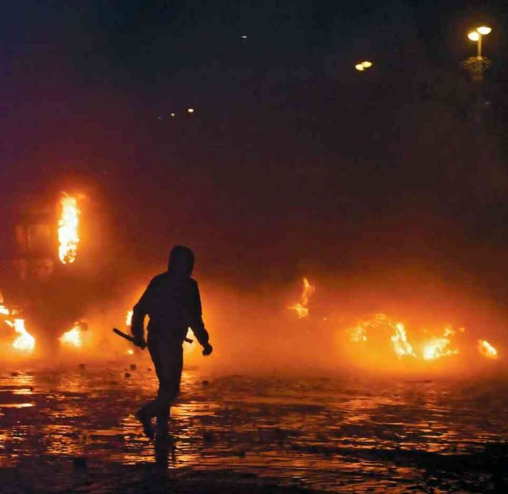 В Днепропетровской области любитель выпивки облил себя бензином и грозил сжечь дом