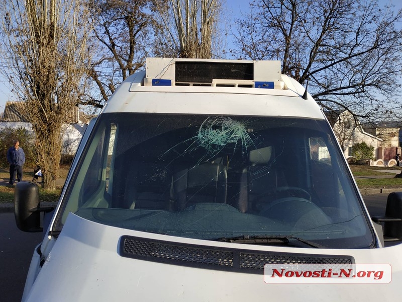 В Николаеве «Жигули» врезались в «Мерседес» - пострадали оба водителя