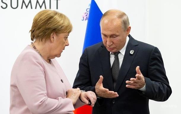 Путин обсудил с Меркель Донбасс и транзит газа