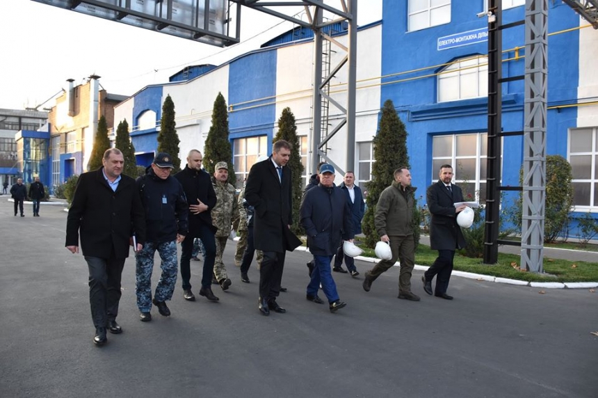 На судостроительных заводах Николаева побывали глава «Укроборонпрома» и министр обороны