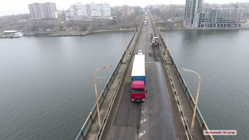 Зеленский заставил николаевского губернатора пообещать за год отремонтировать мост