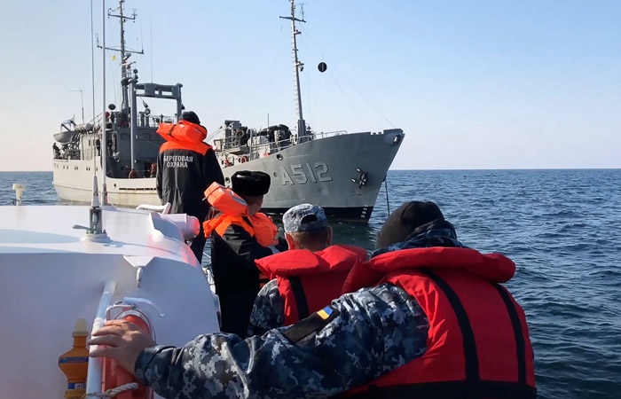 В России заявили, что вернули Украине отремонтированные корабли и даже поменяли шторки