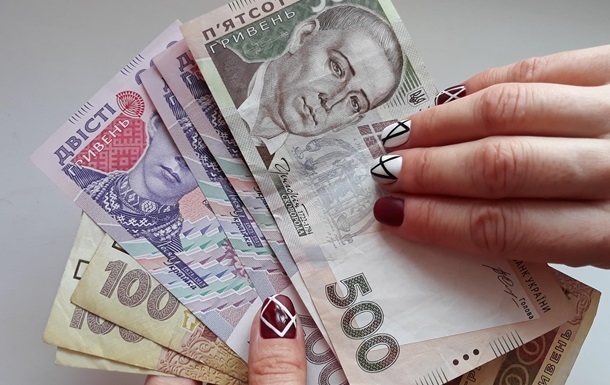 Реальная зарплата украинцев на 18% превысила показатель докризисного года