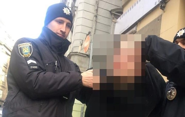 Во Львове задержали мужчину, избивавшего женщин на улице