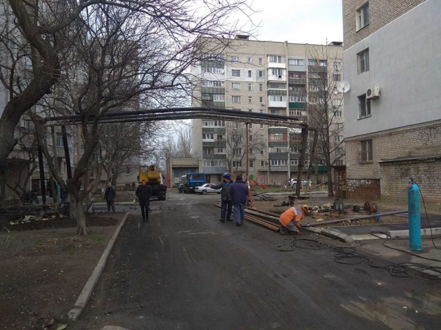 В Николаеве неизвестные повредили тепловую сеть и скрылись: в центре нет отопления