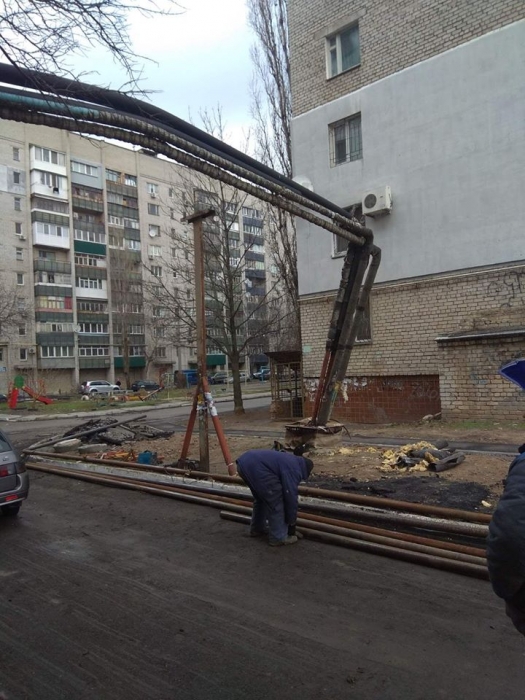 В Николаеве неизвестные повредили тепловую сеть и скрылись: в центре нет отопления