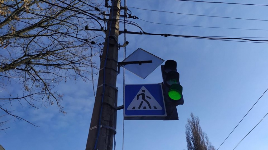 В Николаеве на пересечении улиц Большой Морской и Московской заработал светофор