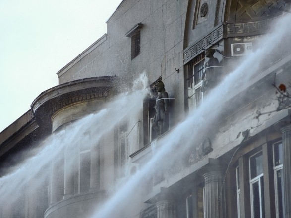 В ГСЧС уже не надеются найти уцелевших на месте пожара в Одессе