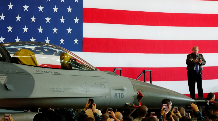В военном бюджете США на 2020 год заложено 300 млн помощи Украине и летальное оружие