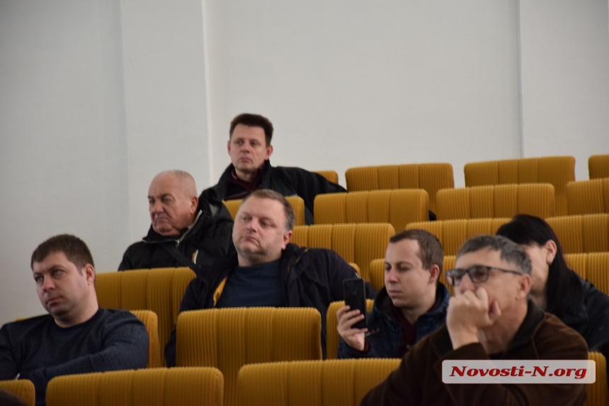 Жителям Николаевщины рассказали, что каждый имеет право получить 2 гектара земли от государства
