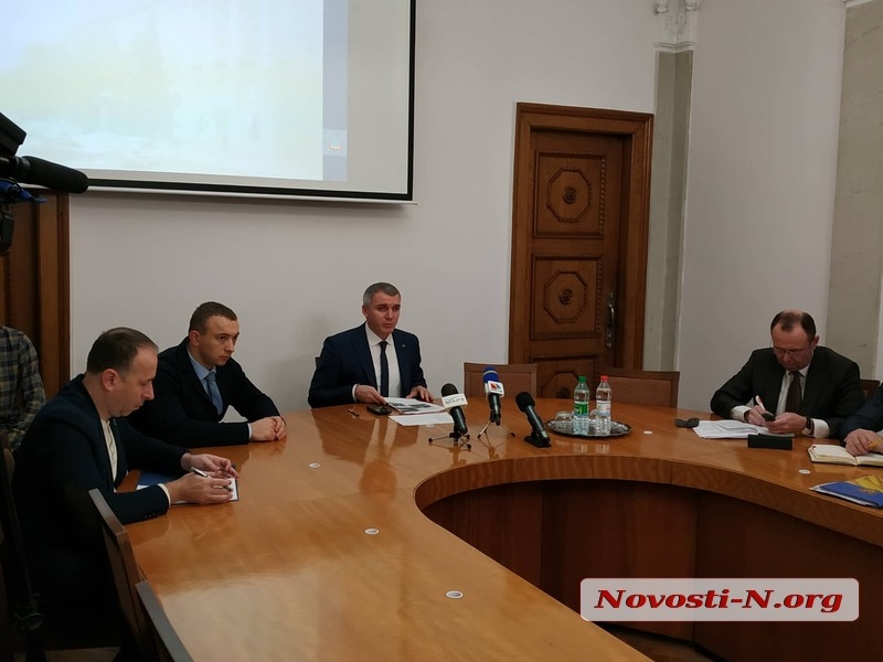 «Из 18 проектов есть 21»: в Николаеве чиновники вынудили мэра цитировать Кличко