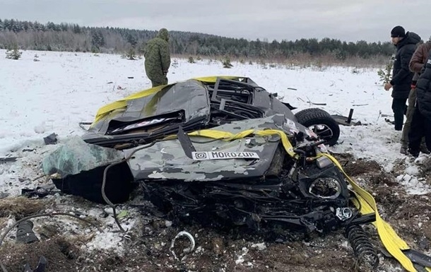 Москвич на спор сбросил свой Mercedes с вертолета. ВИДЕО