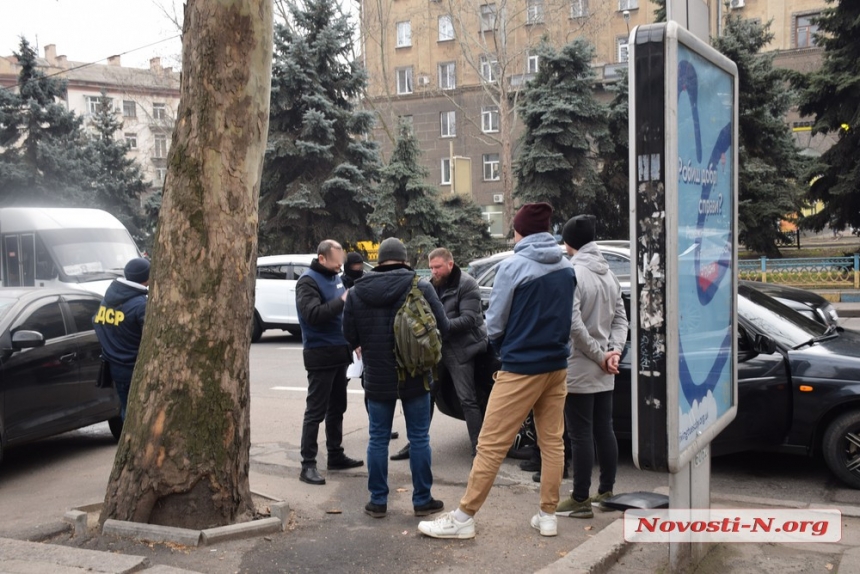 В центре Николаева задержана с поличным банда «Осетра»