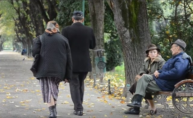 У Зеленского анонсировали повышение пенсий одиноким пенсионерам