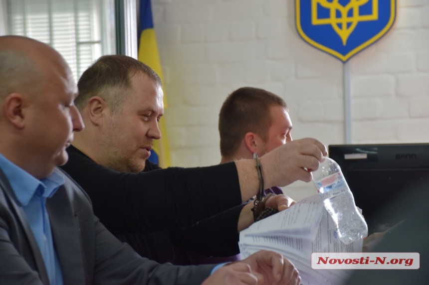 «Дело Осетра»: о чем говорили участники ОПГ в суде Николаева?