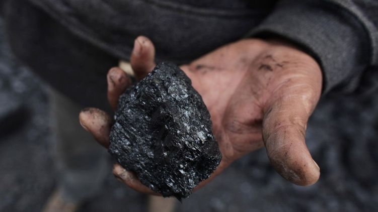Добыча угля в Украине за шесть лет сократилась более чем в два раза