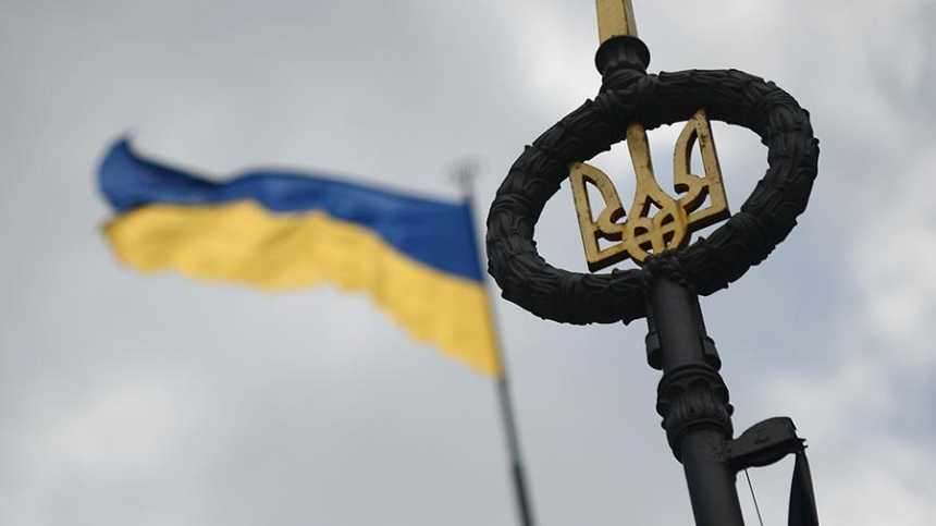 В Британии признали, что обидели украинцев, включив трезубец в список экстремистских символов, но не извинились
