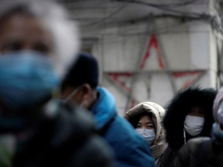 В Китае мужчина заразился коронавирусом за 15 секунд - СМИ