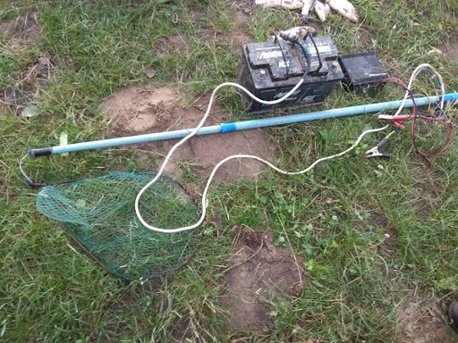 На Николаевщине поймали браконьера с электроудочкой